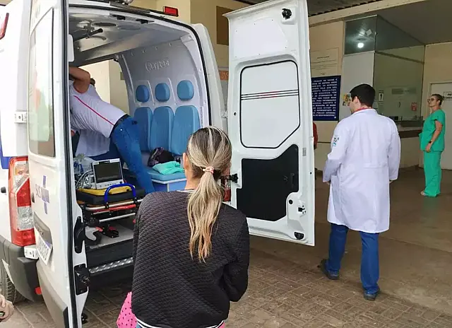 Morre criança atingida na cabeça por peça de caminhão