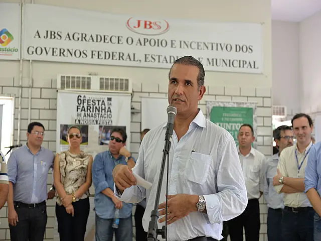 Evento marca início das atividades do Frigorífico JBS