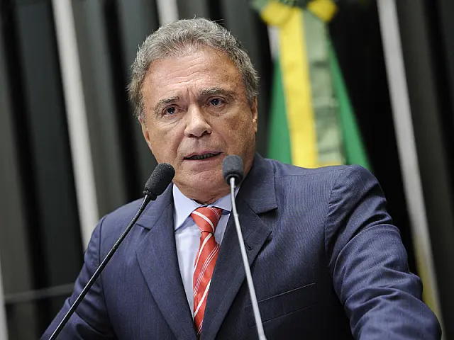 Senador vê possível irregularidade em recorde da Mega-Sena e pede investigação