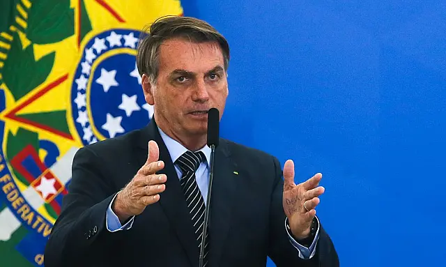Jair Bolsonaro registra candidatura à reeleição no TSE