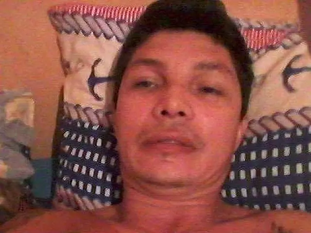 Dupla fugiu após matar morador com 12 tiros de pistola em residência