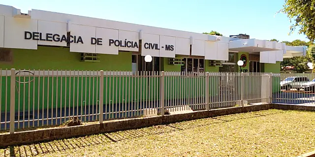 Após roubo no centro de Aquidauana, suspeitos fogem armados para a BR-262