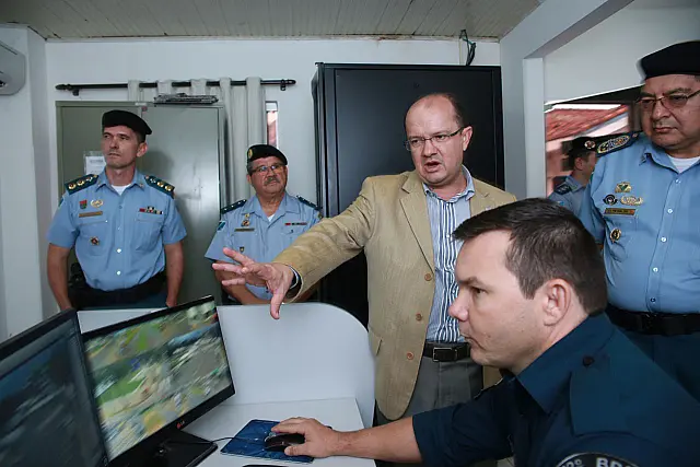 Governo inaugura sistema de videomonitoramento em Naviraí