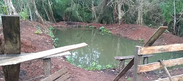 Assentada é multada em R$ 5 mil por degradação e construção de tanque ilegal