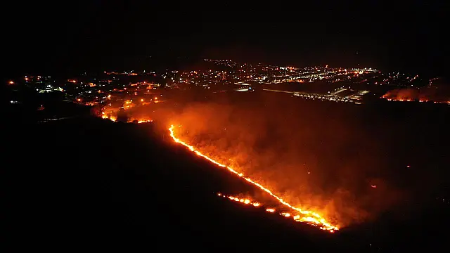 Pesquisadores discutem futuro da Serra de Bodoquena; parte dela arde em chamas há semanas