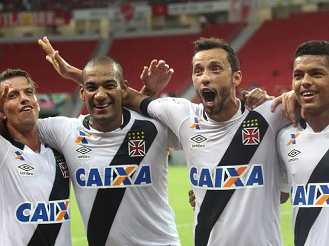 Nenê resolve de novo, Vasco vence o Vila Nova e mantém o topo na Série B