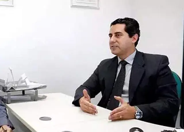 Tribunal mantém ação e bloqueio de bens de juiz afastado até análise do mérito