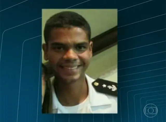 Aspirante da Marinha morre após passar mal em treinamento