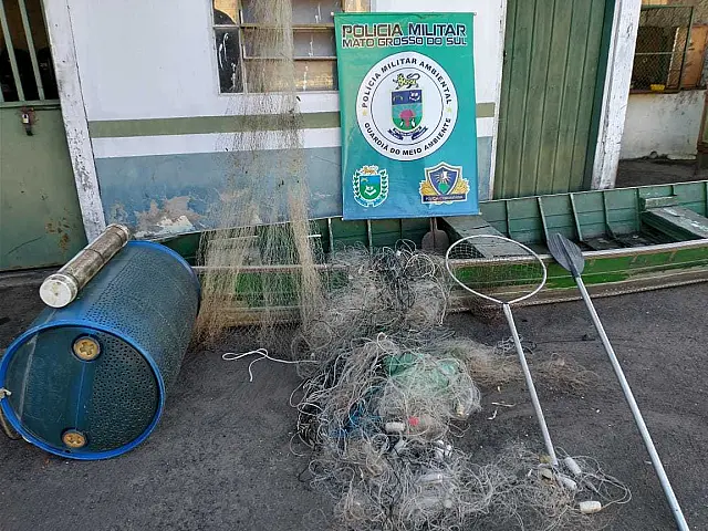 PMA de Miranda apreende barco, tarrafa, anzóis de galho e espinhéis