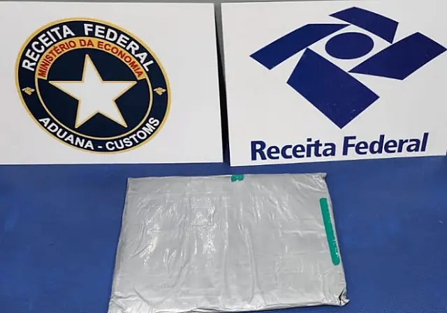 Adolescente é apreendida e homem preso ao tentarem entrar em Corumbá com droga