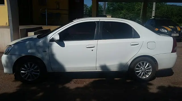 PRF recupera carro de motorista roubado durante sequestro na Capital