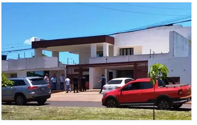 Bandidos que mataram policial na fronteira usaram viatura para fugir