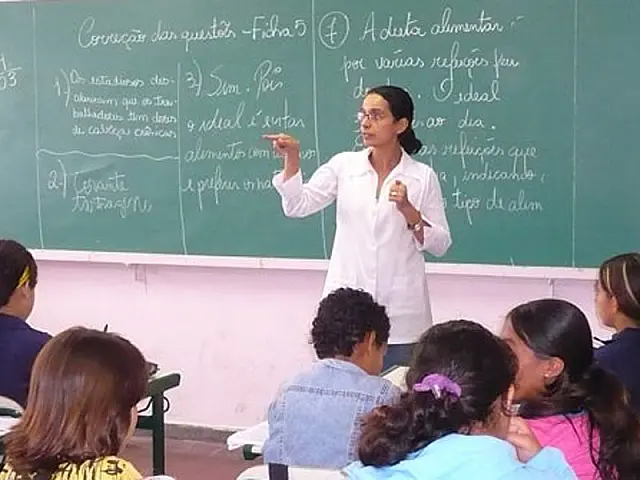 Até 2014, Brasil deve ter 60 mil escolas públicas com aulas em período integral
