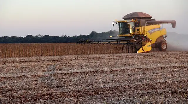 Colheita da soja chega a 75% da área de Mato Grosso do Sul com boa produtividade