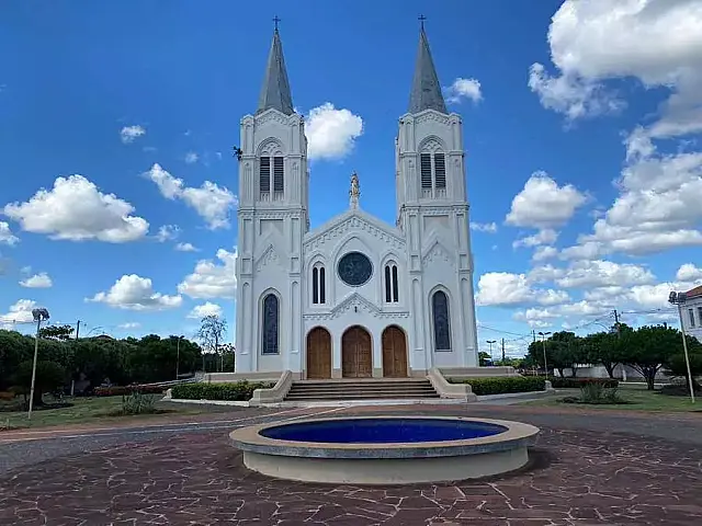 Igreja Matriz é cartão postal de inspiração renascentista