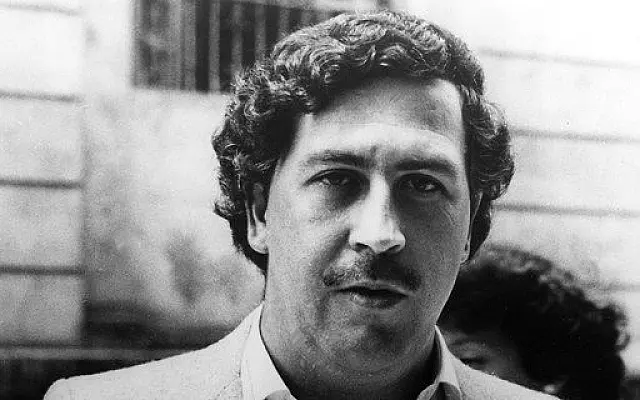 Sobrinho de Pablo Escobar encontra R$ 100 milhões escondidos em apartamento
