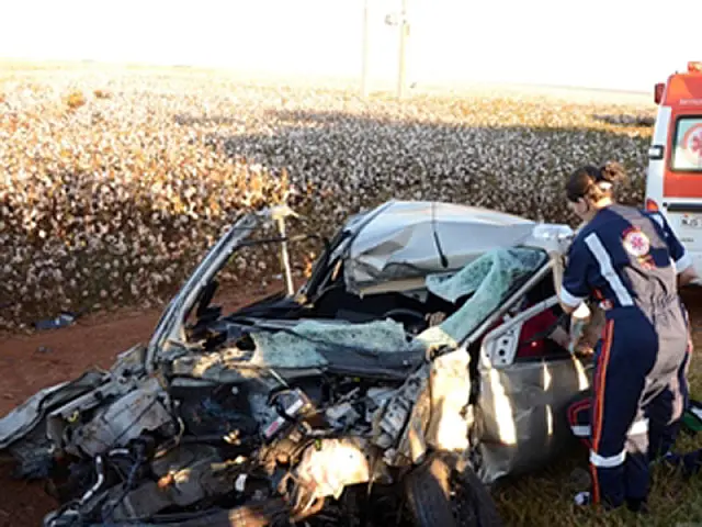 Após discussão com a mãe, rapaz pega o carro e sofre acidente grave na BR-163