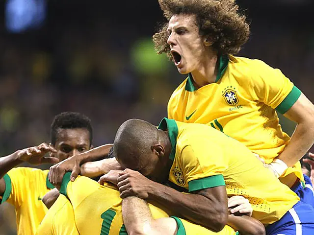 Fifa faz sorteio entre europeus e diminui chance de grupos da morte
