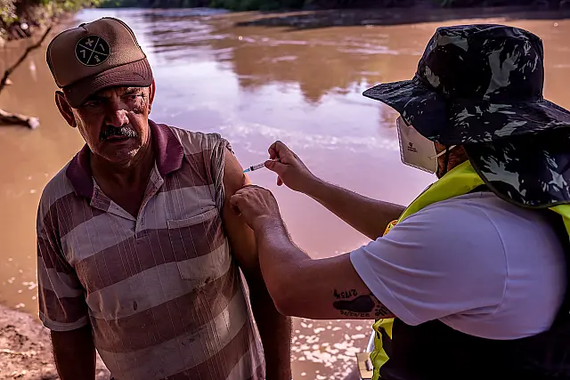 Com mais de 113% de doses aplicadas, Miranda é o número 1 em vacinação