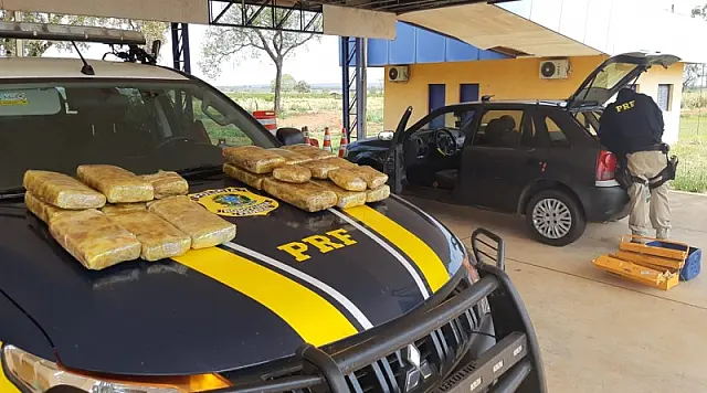 PRF apreende 20 kg de supermaconha na BR-267