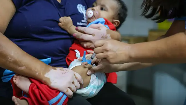 Casos de coqueluche crescem e provocam internações e mortes