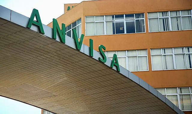 Incor pede autorização à Anvisa para testes clínicos de vacina spray