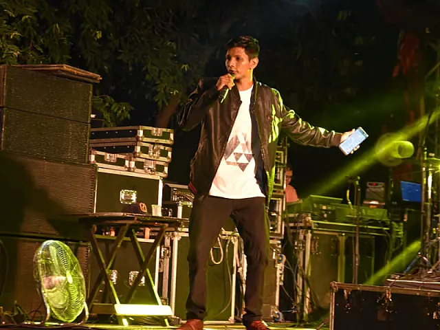 Surge um novo talento nos palcos da Festa do Pequi