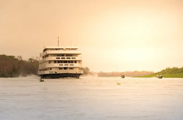 Rio extenso e milhões na economia: turismo no Pantanal atrai visitantes do mundo