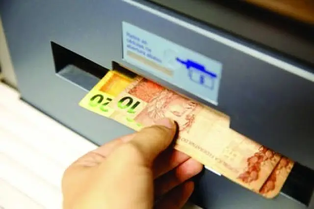 Governo anuncia depósito do pagamento de servidores estaduais