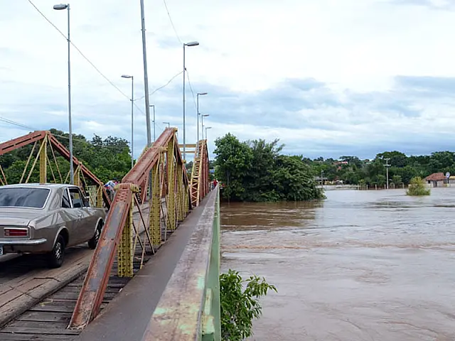Enchente 2013: nível do Rio Aquidauana diminui, mas situação ainda é de alerta
