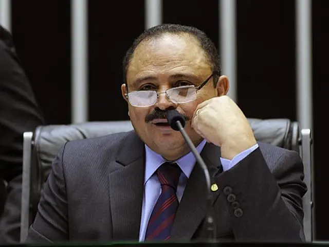 Waldir Maranhão revoga decisão de anular aprovação do impeachment na Câmara