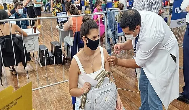 Gestantes a partir de 18 anos com ou sem comorbidades poderão ser vacinadas em MS