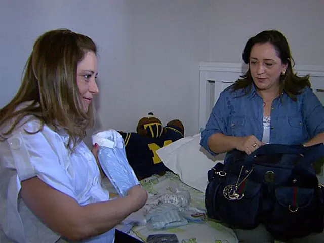 Professora realiza sonho da irmã e 'empresta' barriga para gerar sobrinho