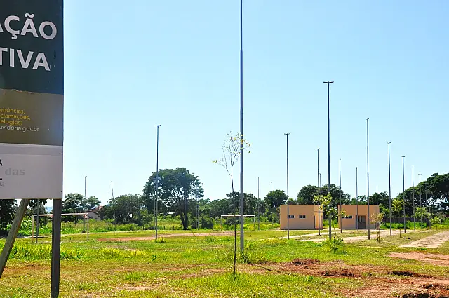 Com investimento de R$ 651 mil, Praça Esportiva de Anastácio amarga abandono