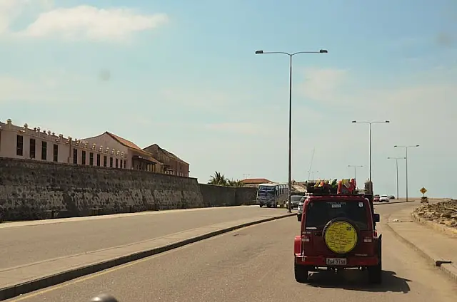 Aquidauanenses se impressionam com a grande muralha de Cartagena das Índias