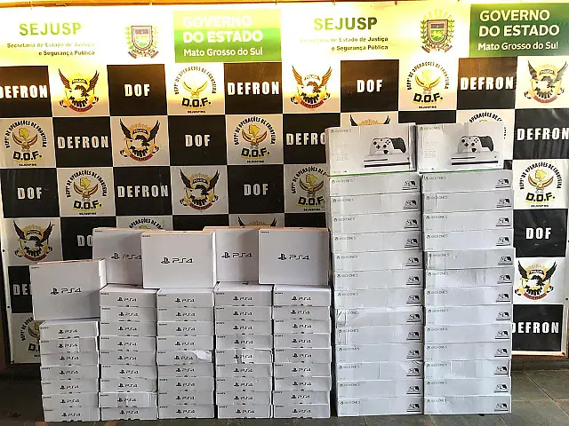 Caminhonete e duas pick up recheadas de videogame são apreendida pelo DOF