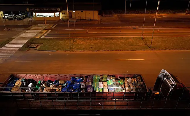 PRF apreende mais de 26 toneladas de maconha, armas e munições em Iguatemi