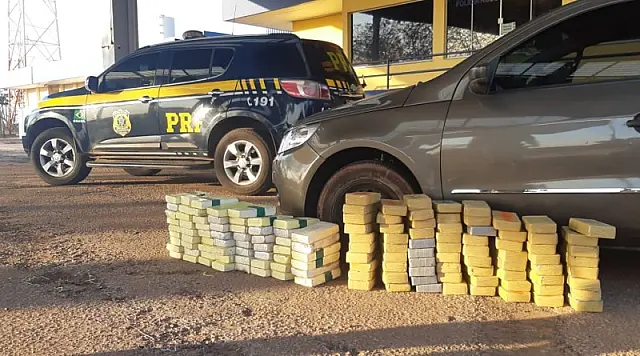 Polícia intercepta carga com 131,6 quilos de cocaína avaliados em R$ 16,4 milhões