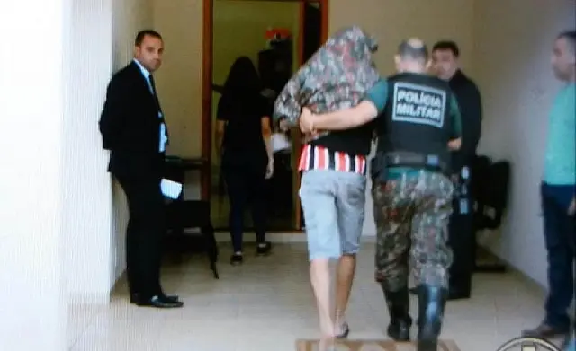 PM que matou esposa e corretor se entrega a polícia
