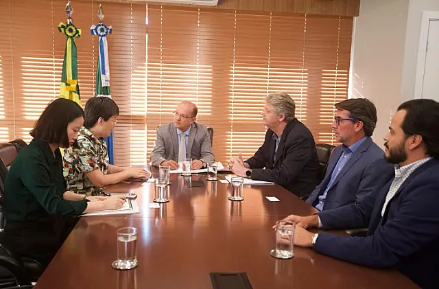 Ministra da área econômica e comercial da China visita MS