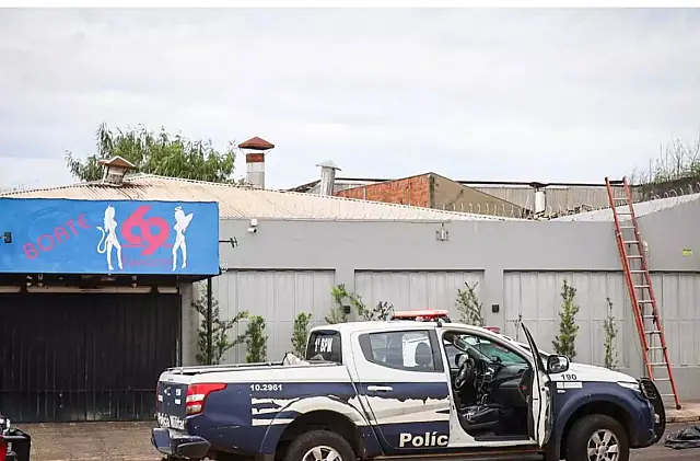 Homem morre entalado em chaminé ao tentar furtar fiação