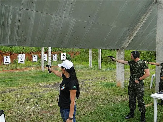 Investigadora da DAM conquista 1º lugar em competição de tiro