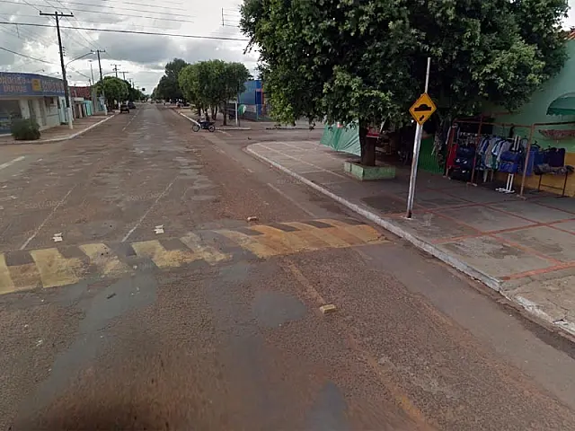Jovem acaba detida após furtar doces de mercado no Bairro Alto