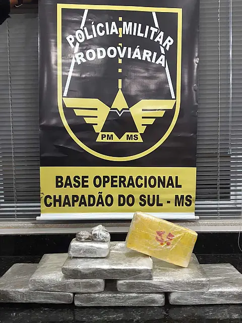 Adolescente é apreendido com 11,6 kg de droga ônibus de viagem na MS-306