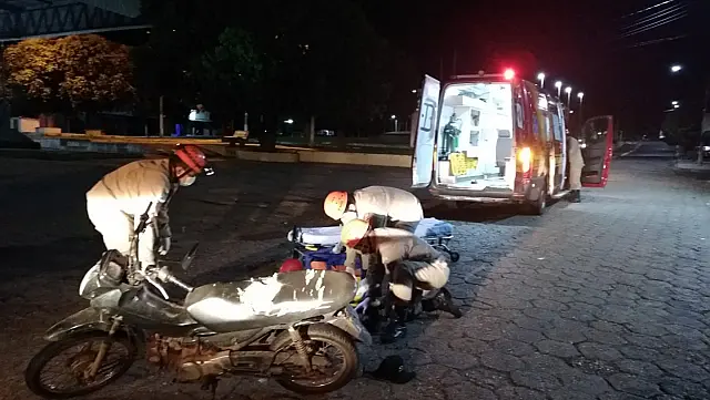 Motociclista é socorrido inconsciente e com trauma na cabeça após acidente