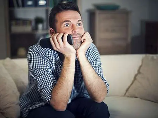 Assistir TV ao final do dia pode aumentar nível de estresse