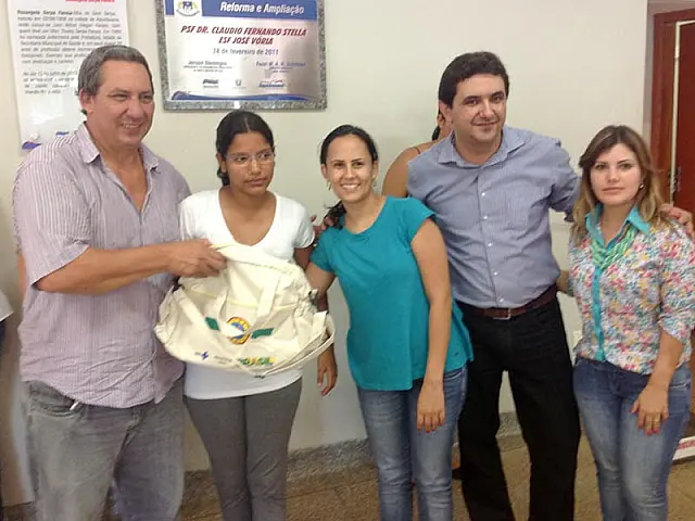 Mães da ESF da Santa Terezinha recebem kits da Rede Cegonha