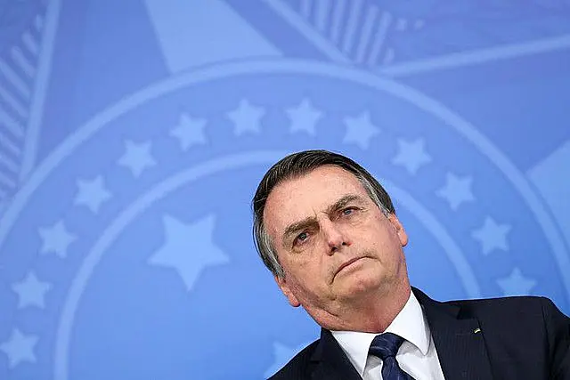 Primeiro exame de Bolsonaro testa positivo para coronavírus