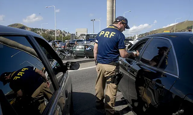 PRF inicia Operação Nossa Senhora Aparecida nas rodovias federais