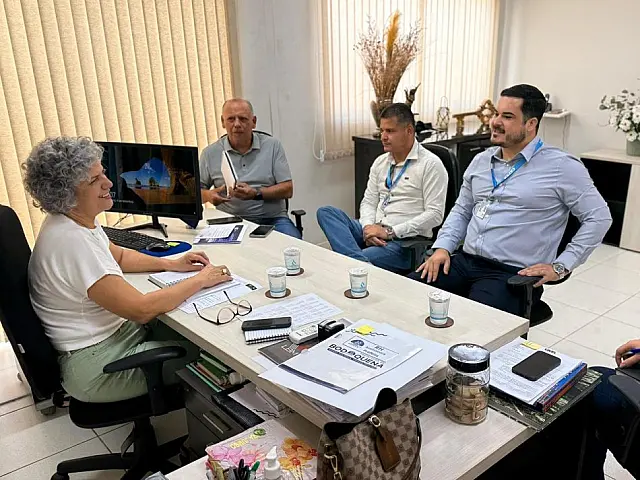 Prefeitura de Bodoquena discute ampliação de serviços com a Caixa